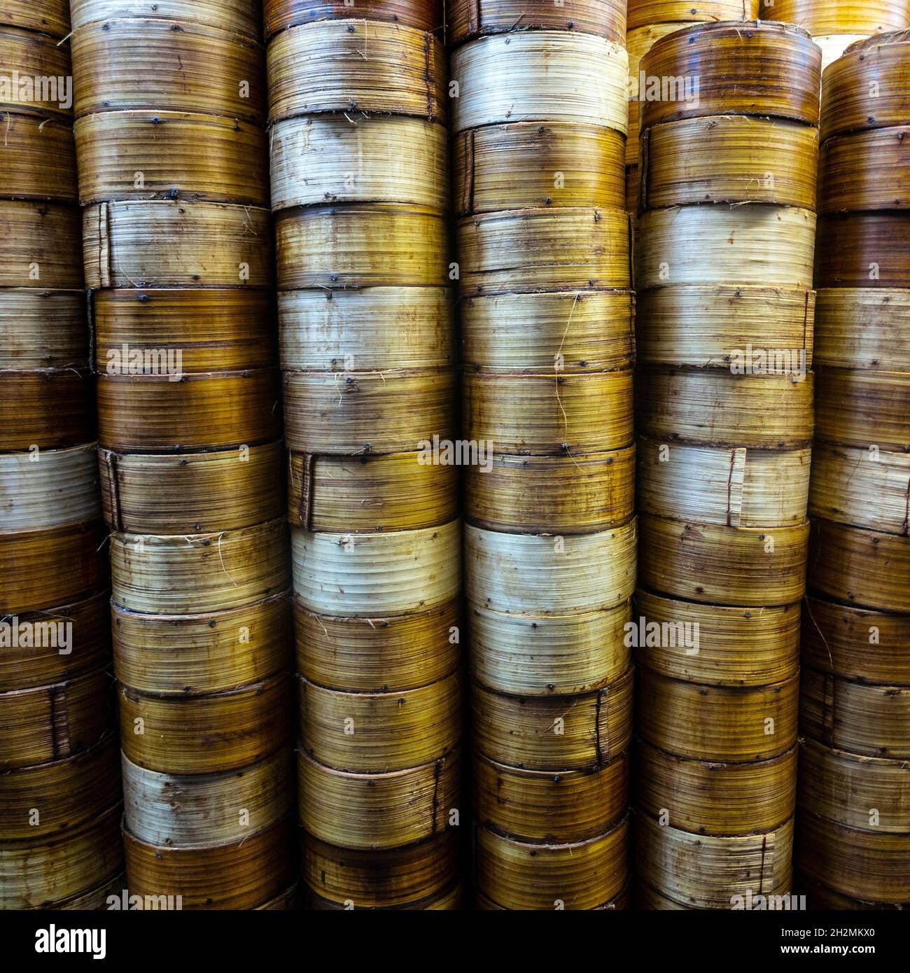 Dampfgarer aus Bambus für chinesische Dim Sum, Hongkong, China. Stockfoto