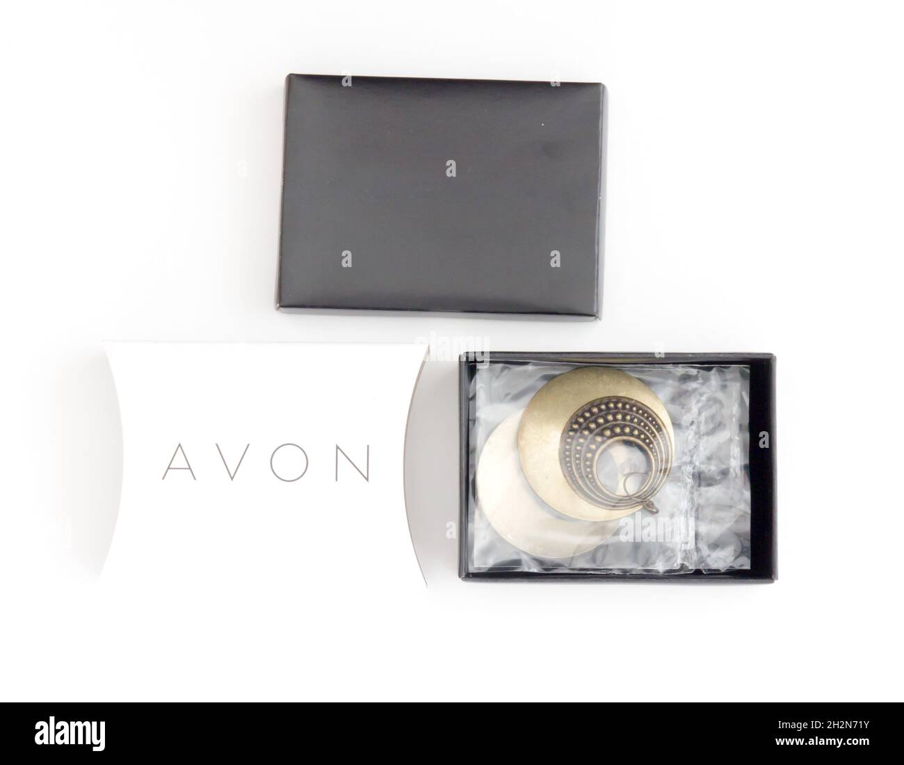Avon Ohrringe für Frauen. Stockfoto