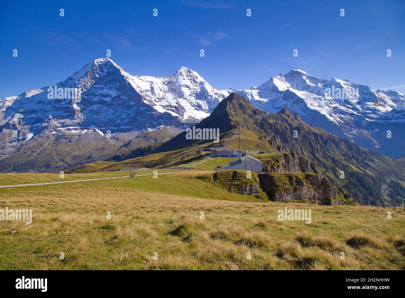 Eiger monch und jungfrau -Fotos und -Bildmaterial in hoher Auflösung ...