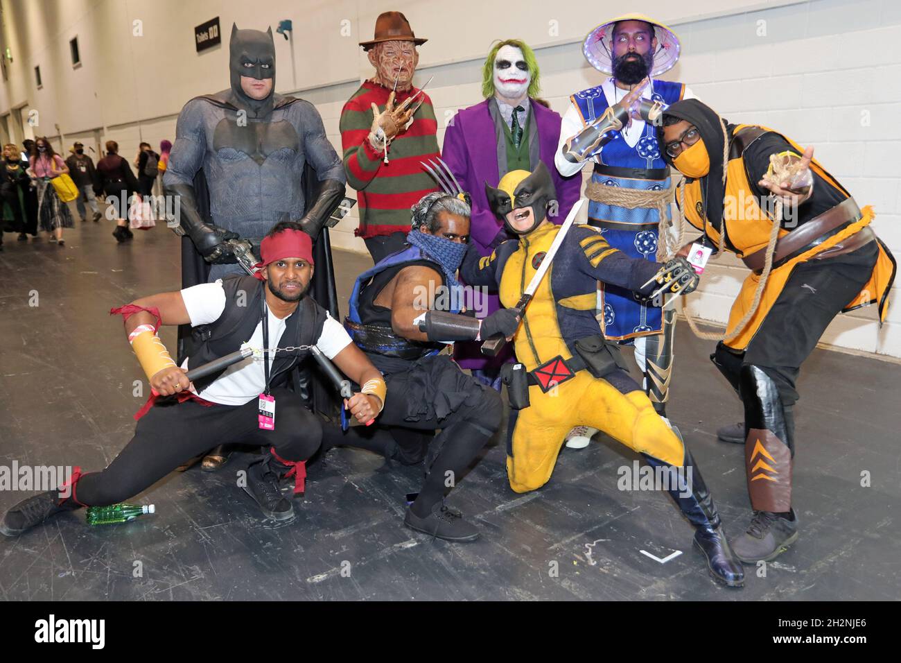 London, Großbritannien. Oktober 2021. Die Teilnehmer kleideten sich auf der MCM London Comic Con auf der Excel in London Credit: Paul Brown/Alamy Live News Stockfoto