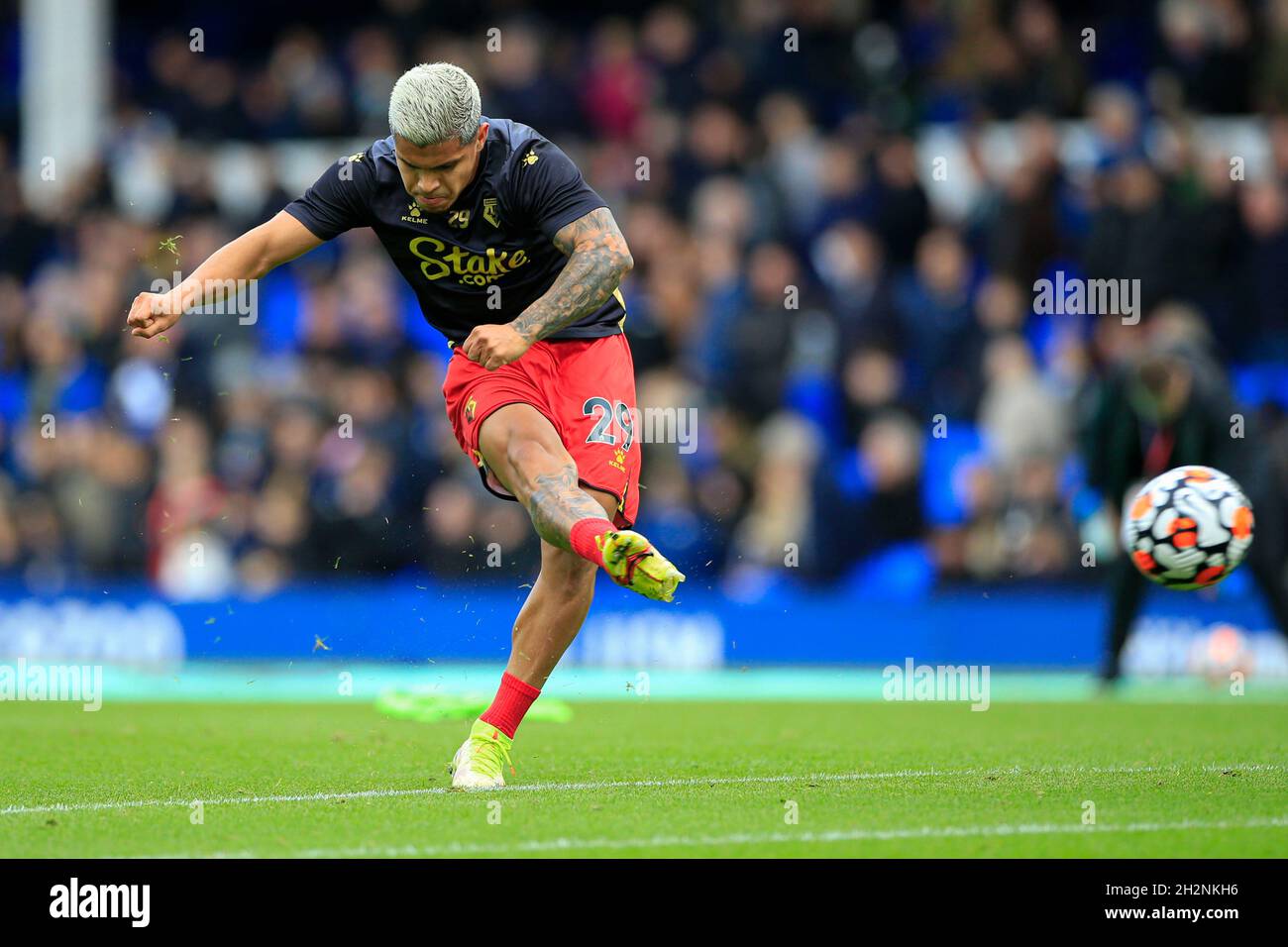 Cucho Hernandez #29 von Watford während des Warm-Up für das Spiel Stockfoto