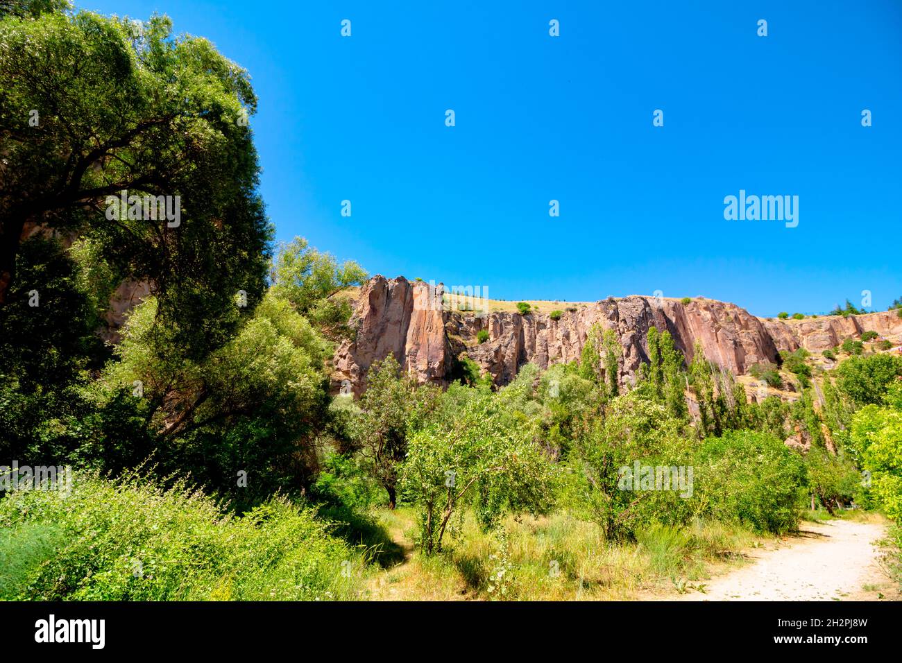 Ihlara-Tal in Aksaray, Türkei. Historisches und natürliches Wahrzeichen der Türkei. Bedeutende Orte des Christentums in der Türkei. Melendiz Stream. Wandern oder t Stockfoto