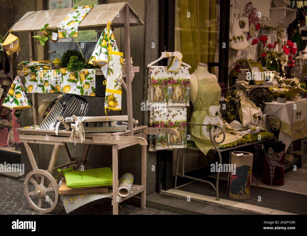 Haushaltswäsche-Geschäft in Orvieto Stockfoto