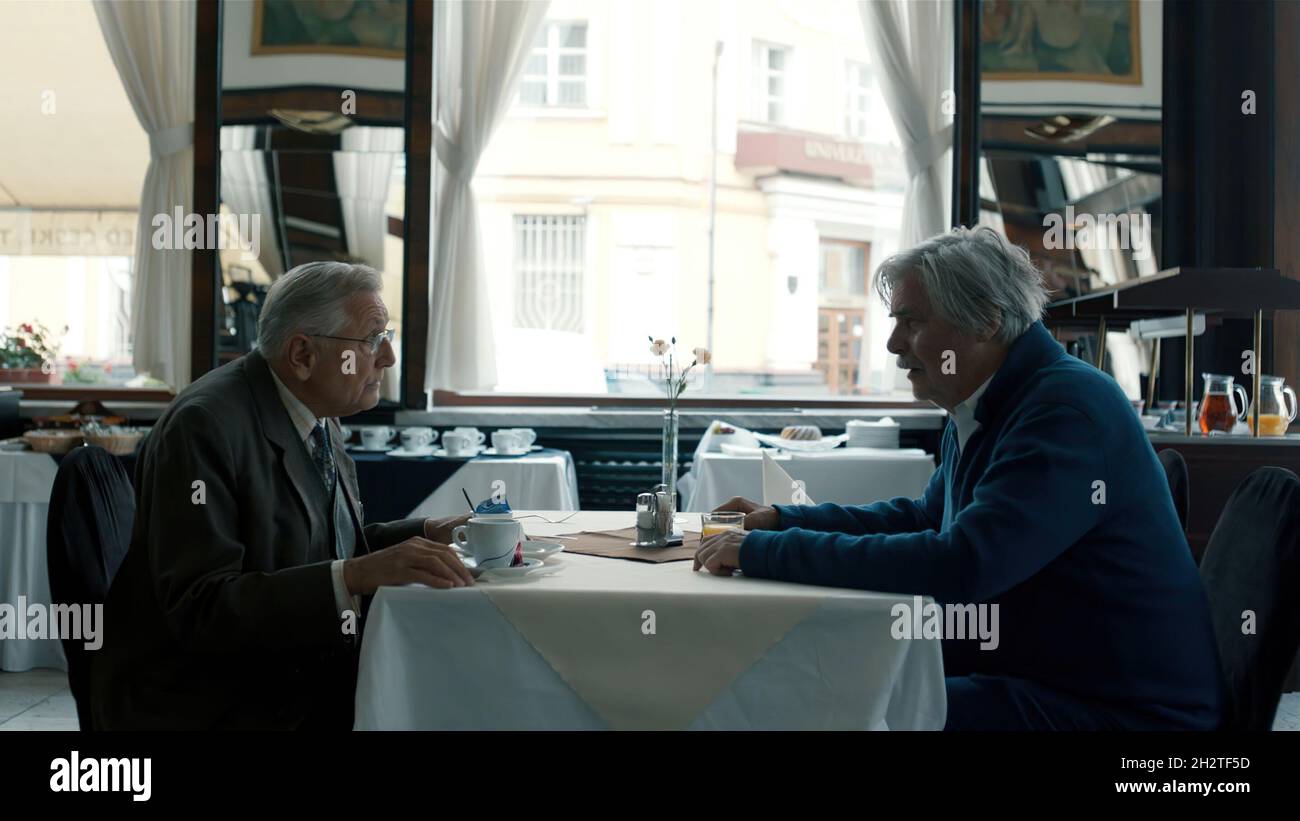 JIRI MENZEL und PETER SIMONISCHEK in TLMOCNÍK (2018), Regie MARTIN