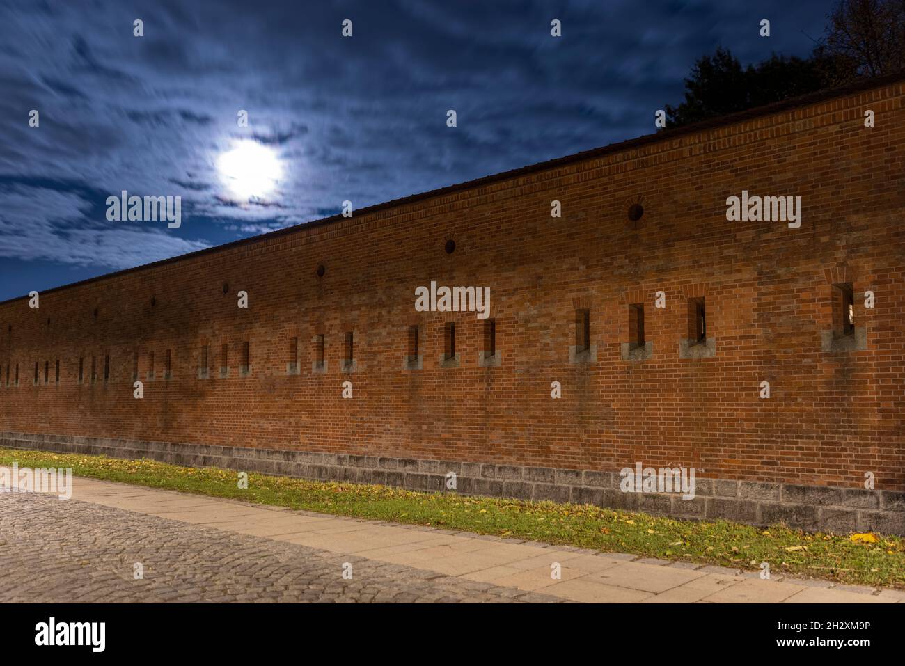 Vollmond über historischer Festung in Ingolstadt, Deutschland Stockfoto