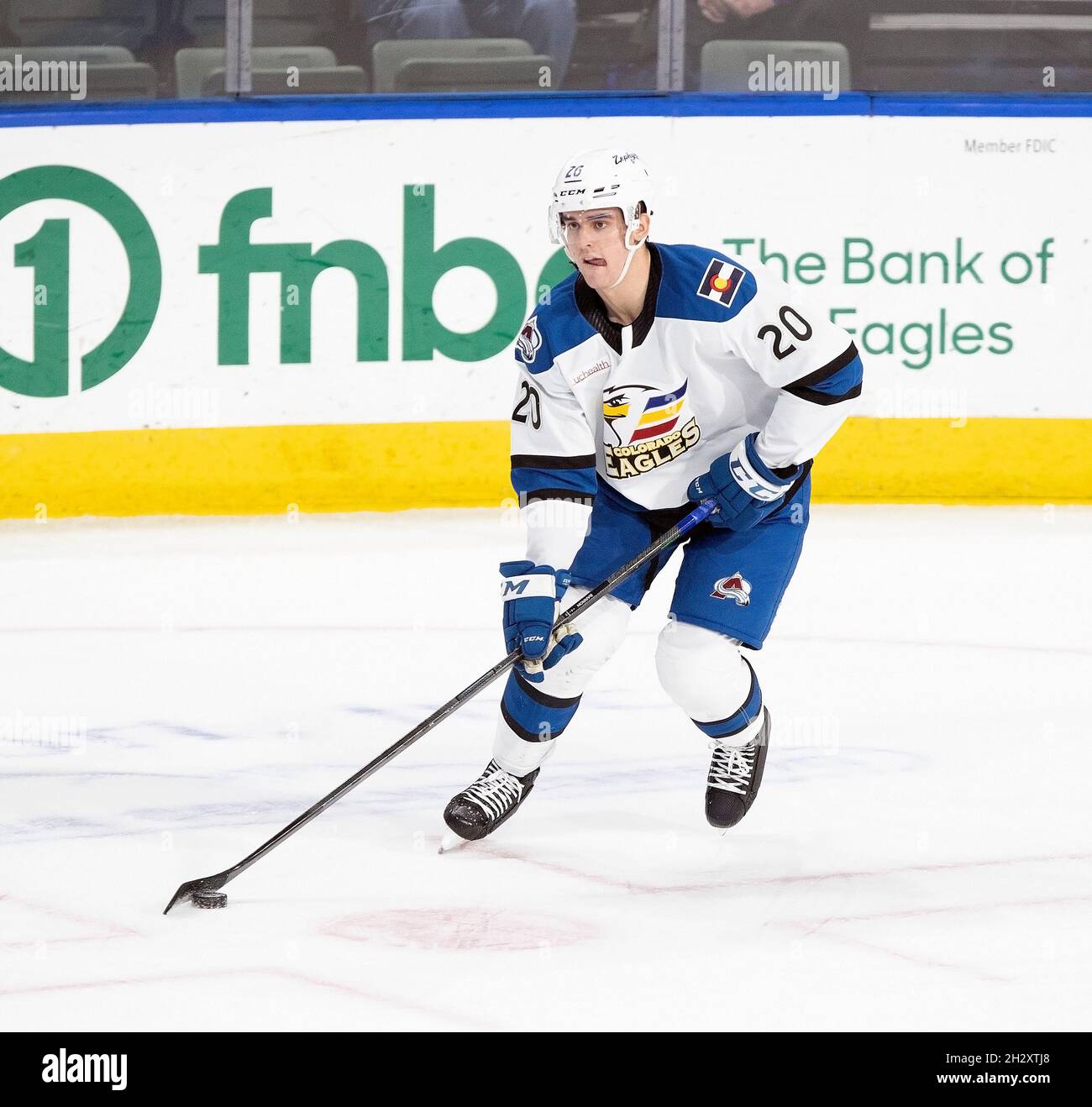 Loveland Colorado Usa Oktober 2021 Colorado Eagles D Justin Barron Fahrt Beim 1 Auf Eis Zeitraum