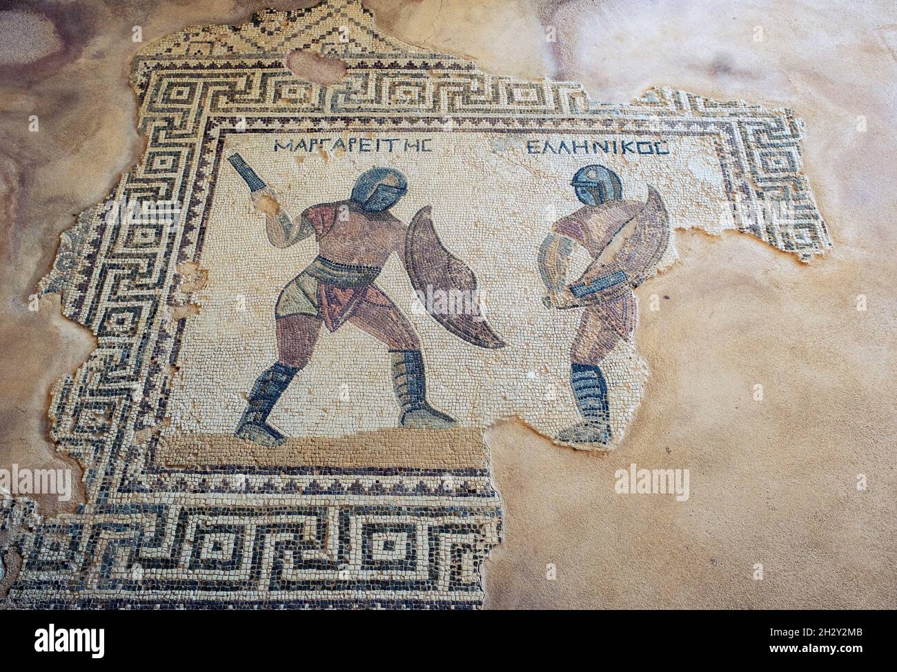 Gladiator Mosaik im Gladiatorenhaus, an der archäologischen Stätte von Kourion, Republik Zypern. Stockfoto