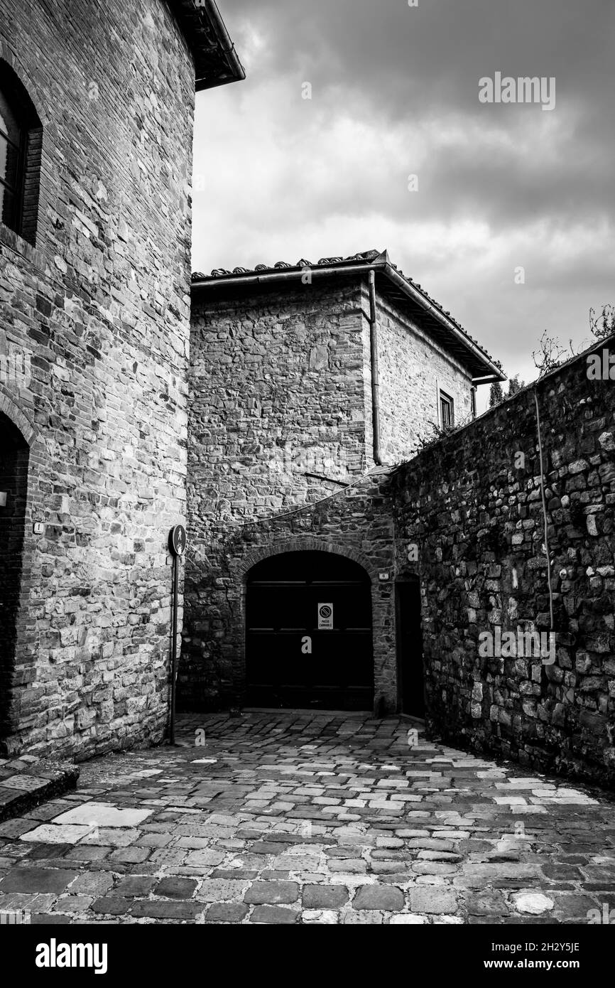 Barberino in Val d'Elsa toskana Stadt mit alten Mauern und Felsen Stockfoto