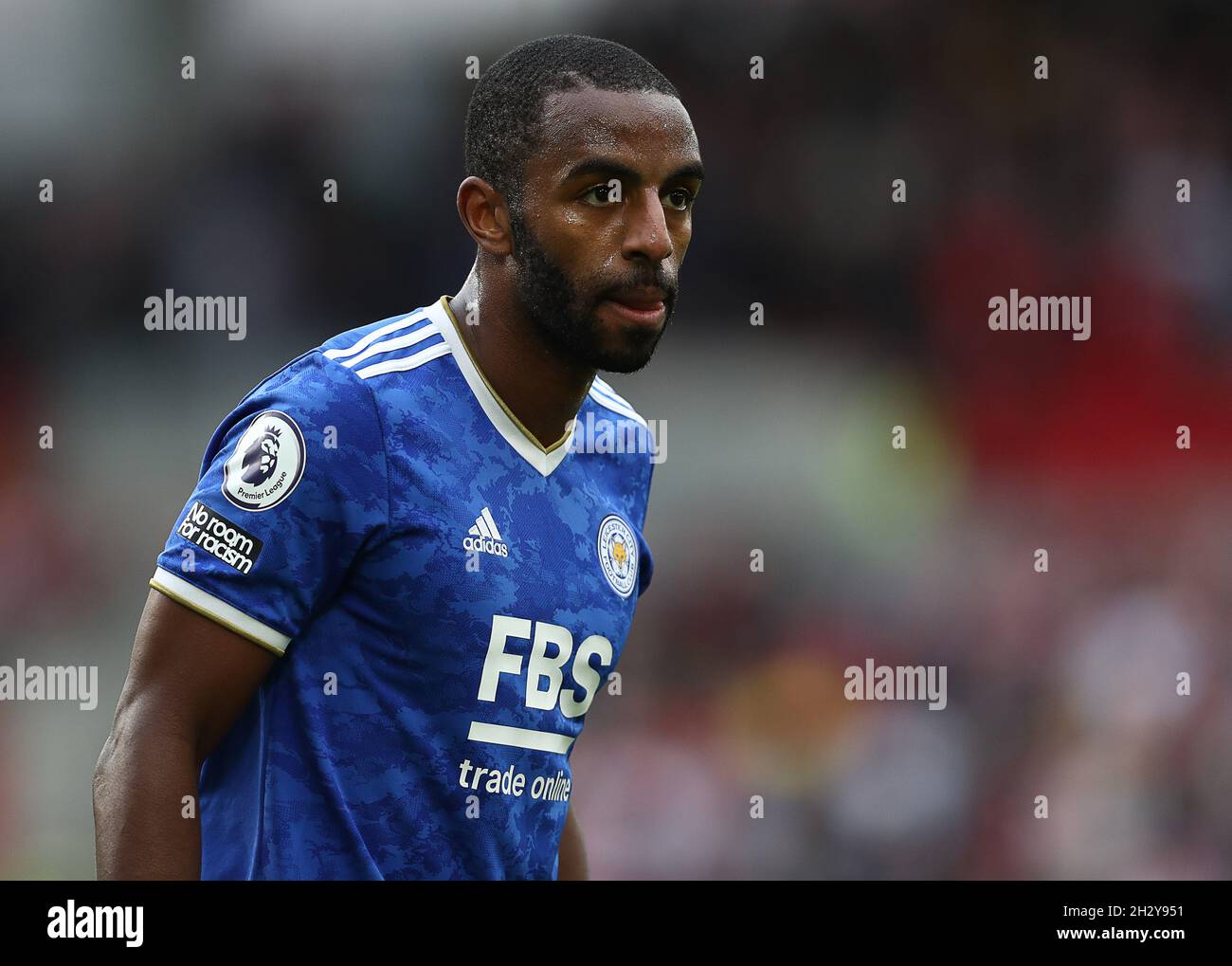 London, England, 24. Oktober 2021. Ricardo Pereira aus Leicester City während des Spiels der Premier League im Brentford Community Stadium, London. Bildnachweis sollte lauten: Paul Terry / Sportimage Stockfoto