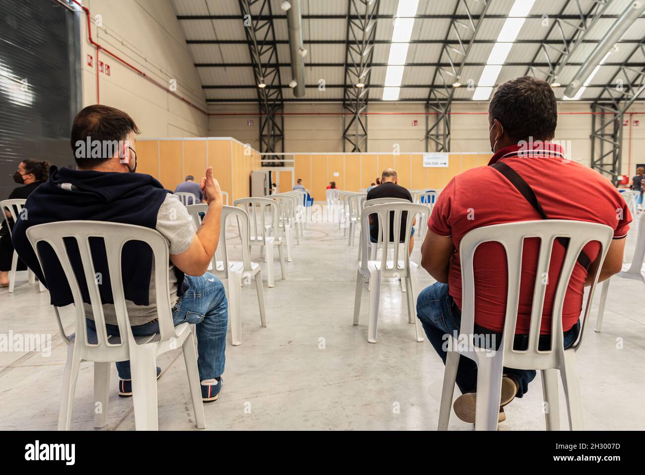 13. Juli 2021, vigo- spanien, 19 Impftag in den ifevi-Einrichtungen in Vigo. Zweiter Impfstoff für Menschen. Stockfoto