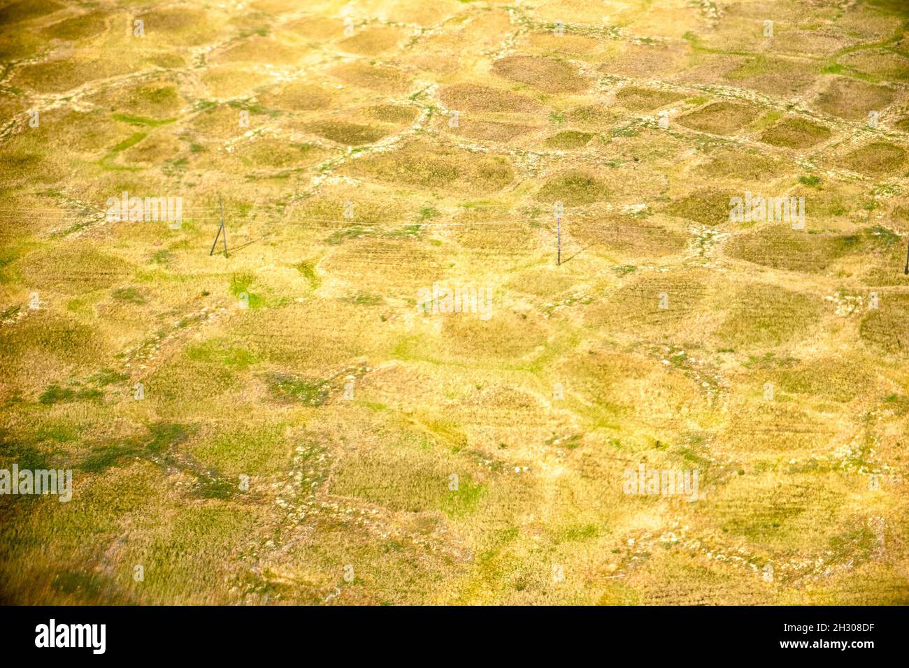Luftaufnahme der Tundra-Landschaften von Nord-Yakutien aus einem Flugzeug Stockfoto