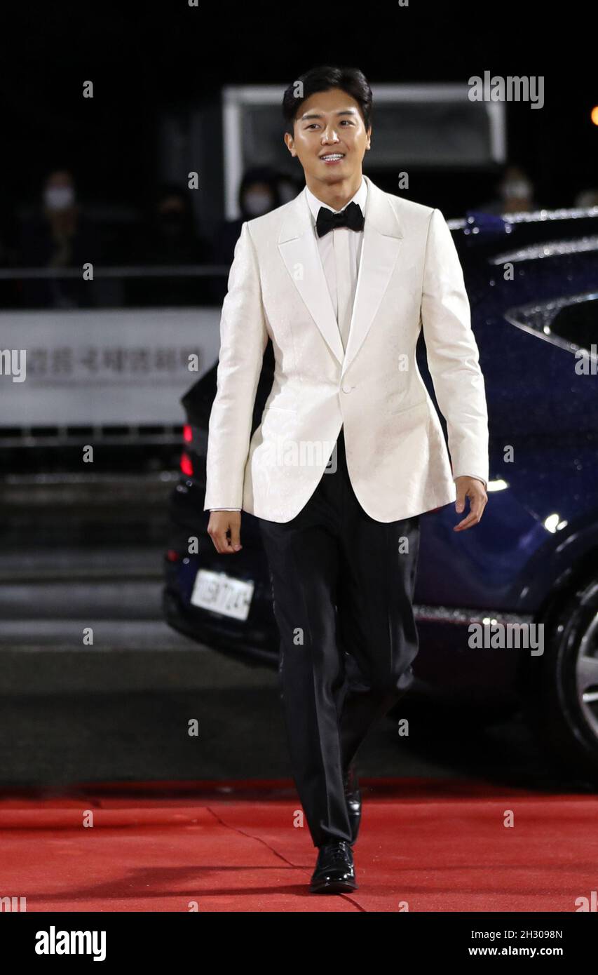 Olga Dibtseva jinsiy aloqa Katta titted lezbiyenler kamming