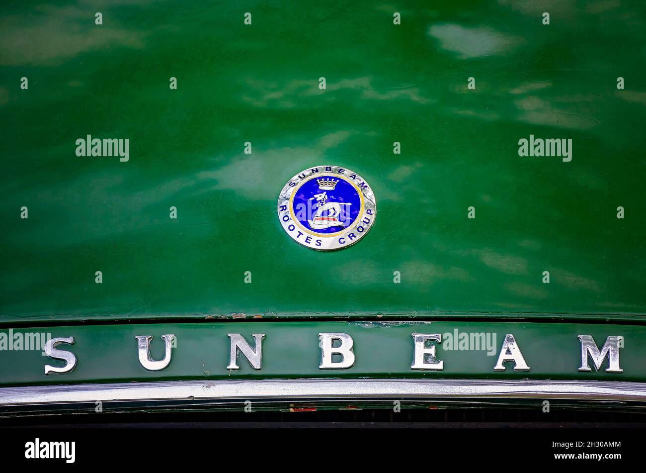 Ein Sunbeam Alpine aus dem Jahr 1963 wird beim 31. British Car Festival am 24. Oktober 2021 in Fairhope, Alabama, gezeigt. Stockfoto