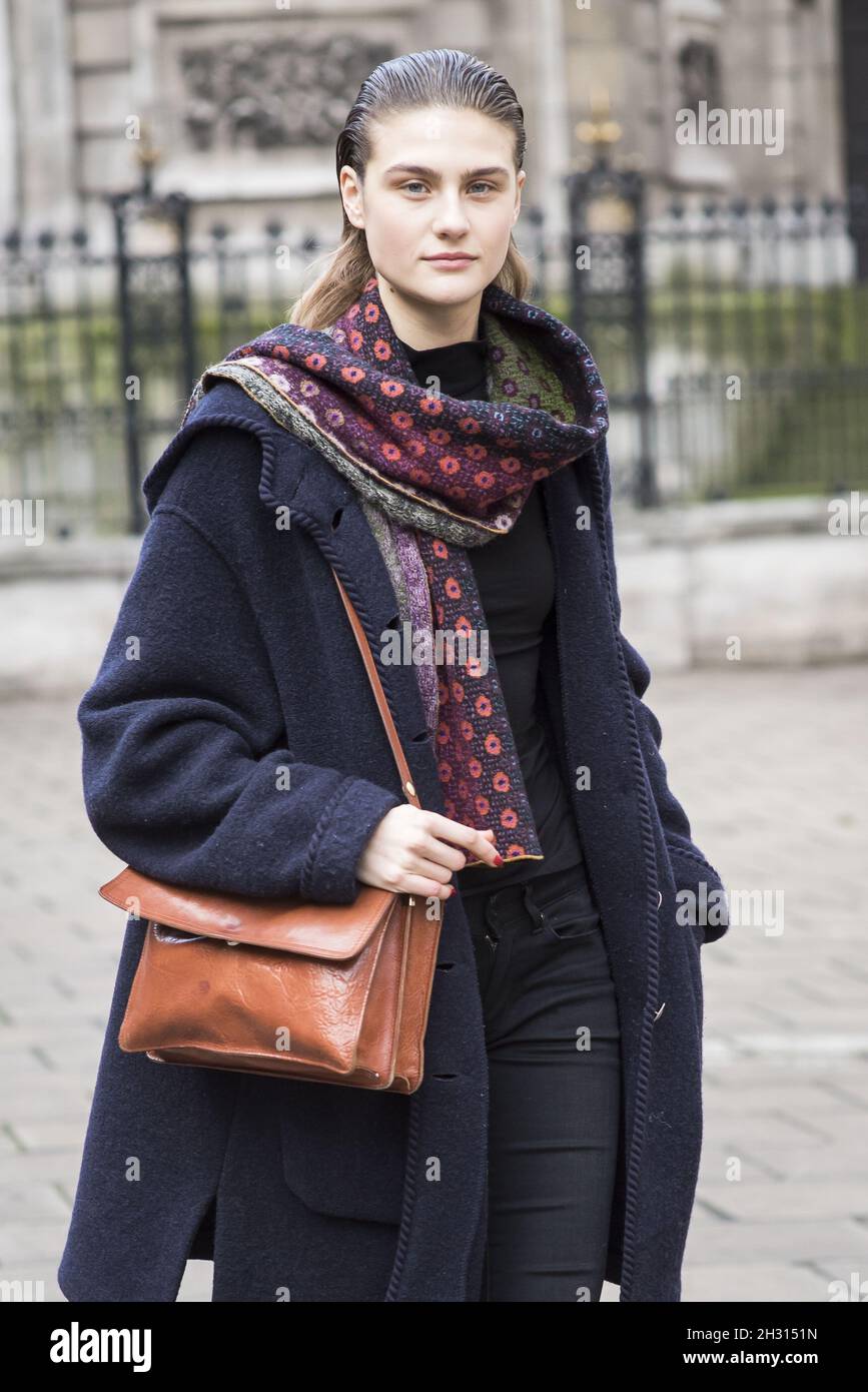 Silke the Hive während der London Fashion Week Herbst/Winter 2017 in London. Bilddatum: Freitag, 17. Februar 2017. Bildnachweis sollte lauten: â© DavidJensen/EMPICS Entertainment Stockfoto
