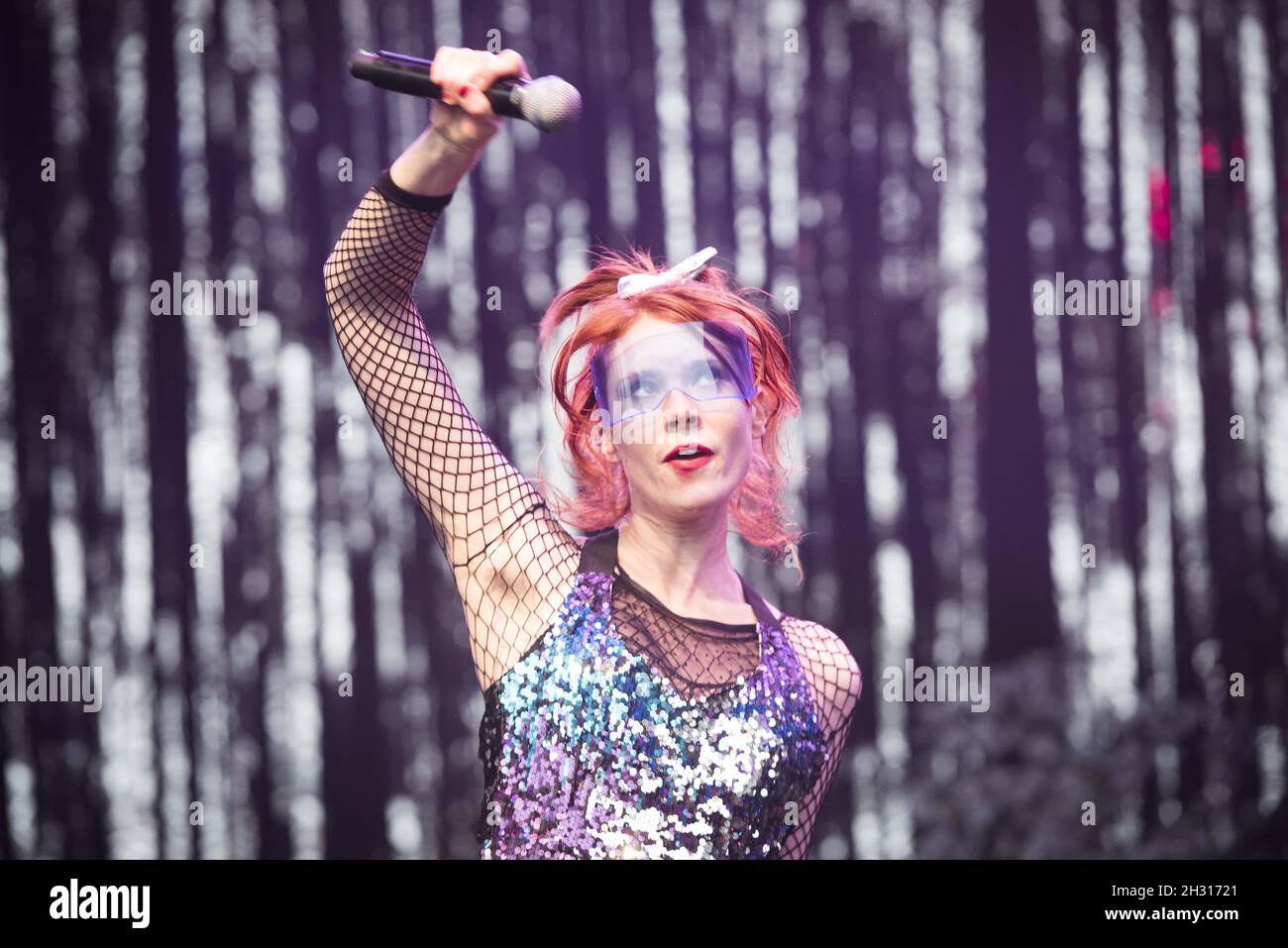 Kate Nash spielt live auf der Bühne des Camp Beestival 2017 Lulworth Castle - Wareham. Bilddatum: Samstag 29. Juli 2017. Bildnachweis sollte lauten: David Jensen/EMPICS Entertainment Stockfoto