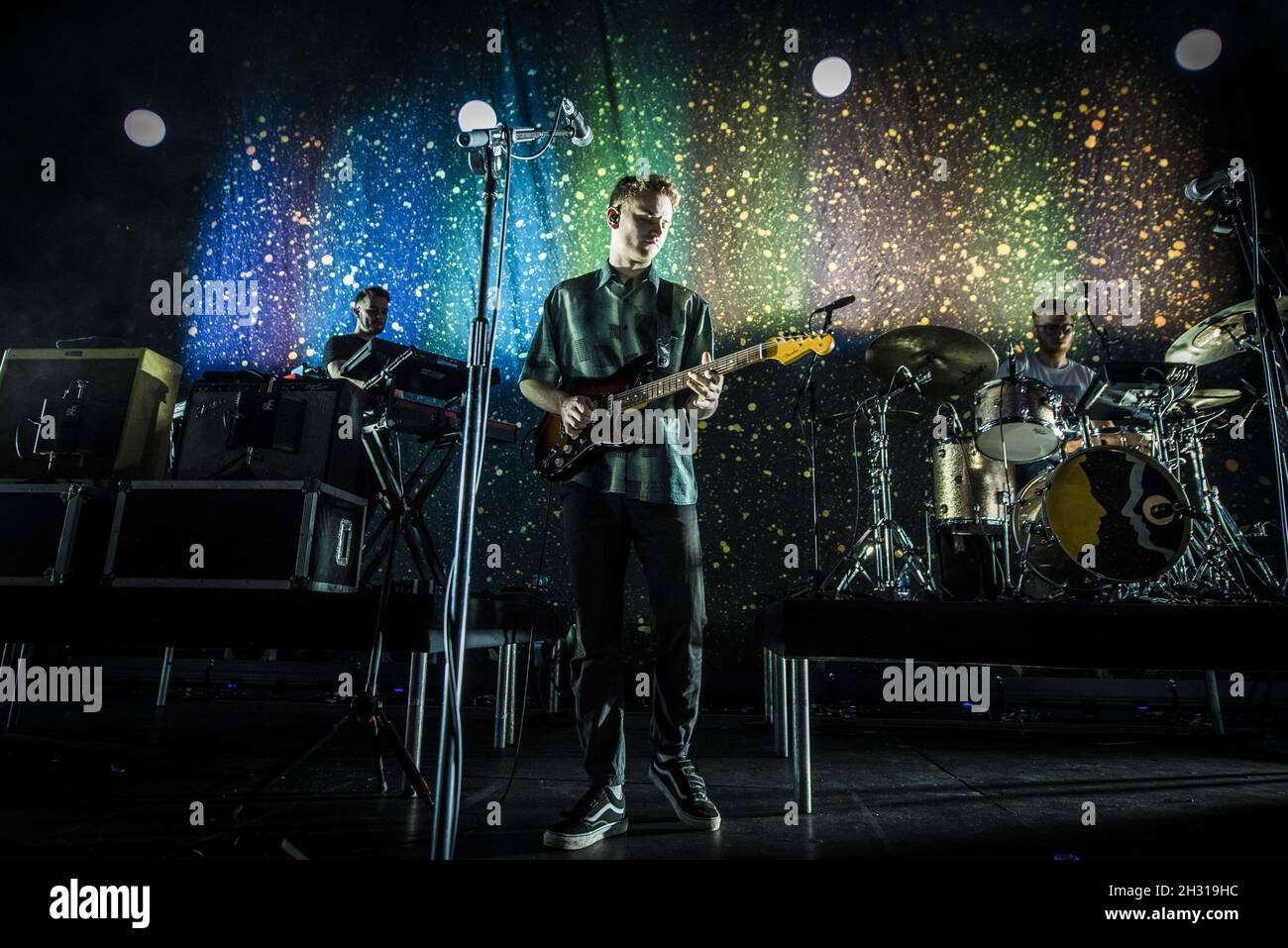 Tom Misch spielt live auf der Bühne im Roundhouse, Camden - London. Bilddatum: Mittwoch 12. Juli 2017. Bildnachweis sollte lauten: David Jensen/EMPICS Entertainment Stockfoto