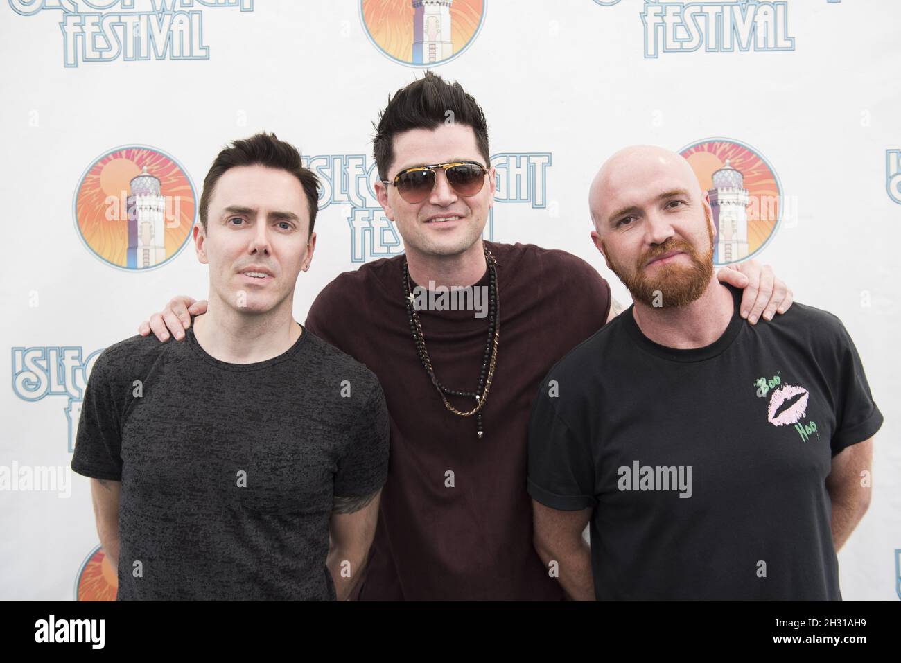 Scripts Backstage Festivals Backstage isle wight festival -Fotos und -Bildmaterial in hoher ...