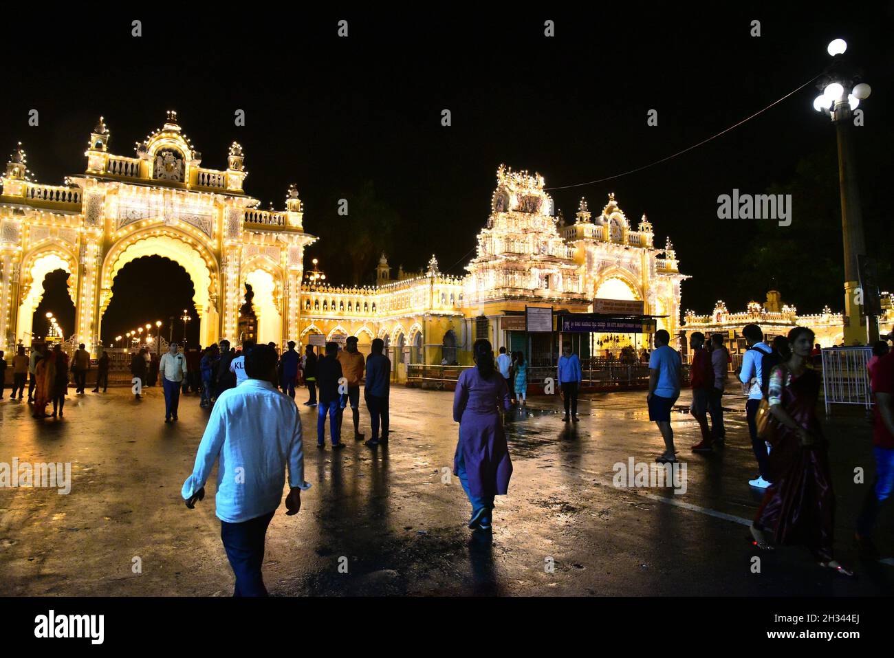 Illuminaterd mysore Palast in dussehra, mysore, indien Stockfoto