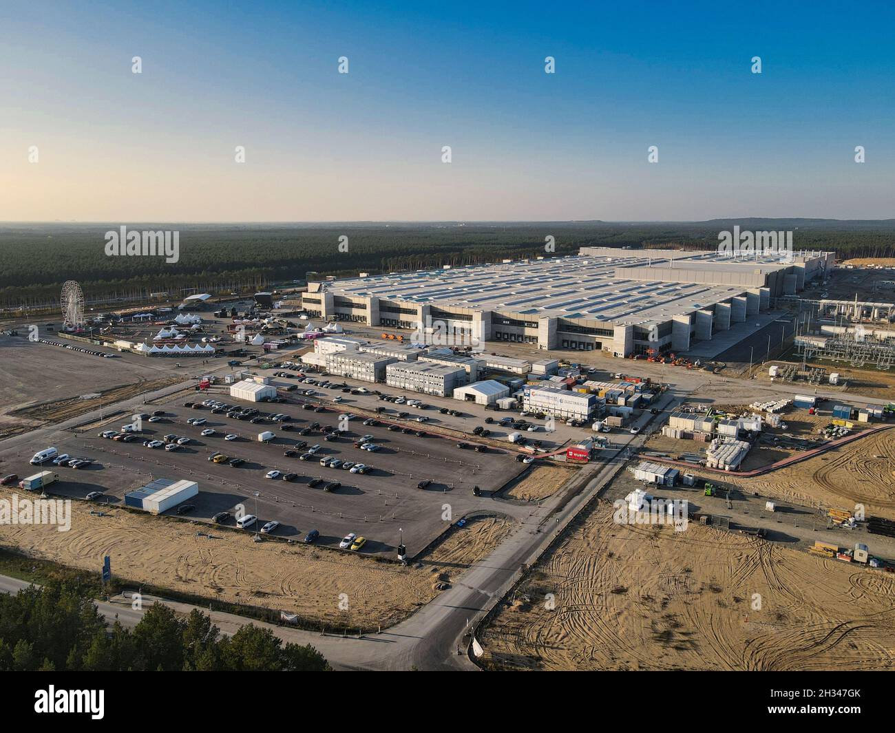 Tesla Gigafactory in Deutschland während des Baus Stockfoto