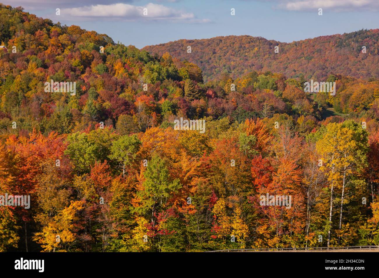 WARREN, VERMONT, USA - Herbstlaub, Herbstfarbe in Mad River Valley, Green Mountains. Stockfoto