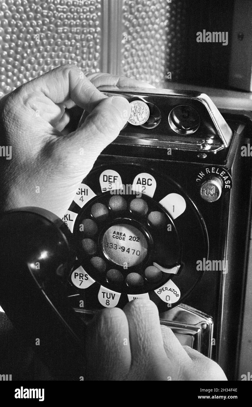 Coin-Operated Telephone, Warren K. Leffler, US News & World Report Magazine Collection, 1965 Stockfoto