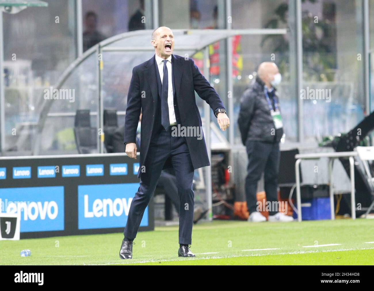 MAILAND ITALIEN- Oktober 24 Stadio G Meazza Massimiliano Allegri während der Serie Ein Spiel zwischen FC Inter und FC Juventus im Stadio G. Meazza am 24. Oktober 2021 in Mailand, Italien. Stockfoto