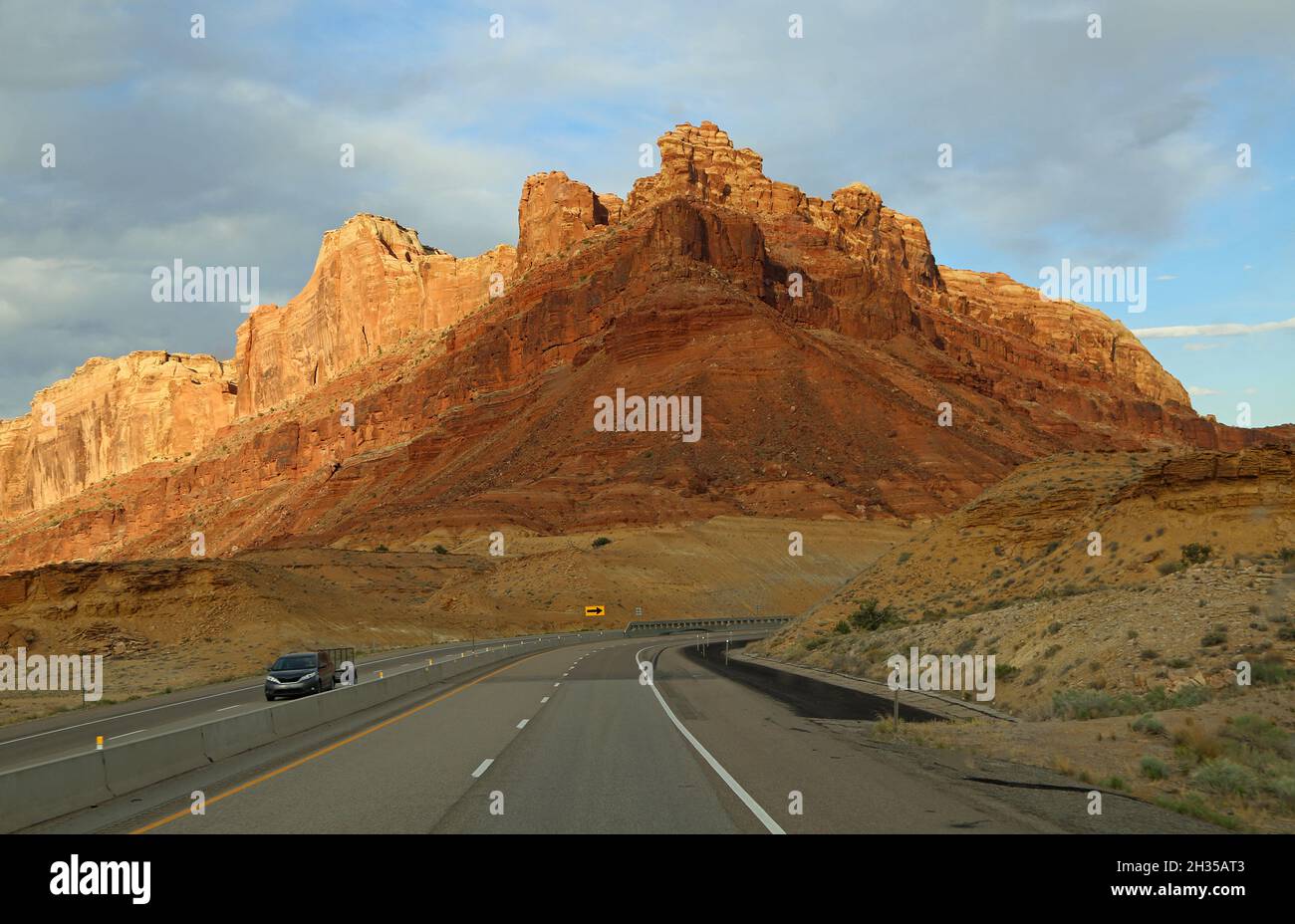 Black Dragon Cliffs und die Straße, San Rafael Schwellen, Utah Stockfoto
