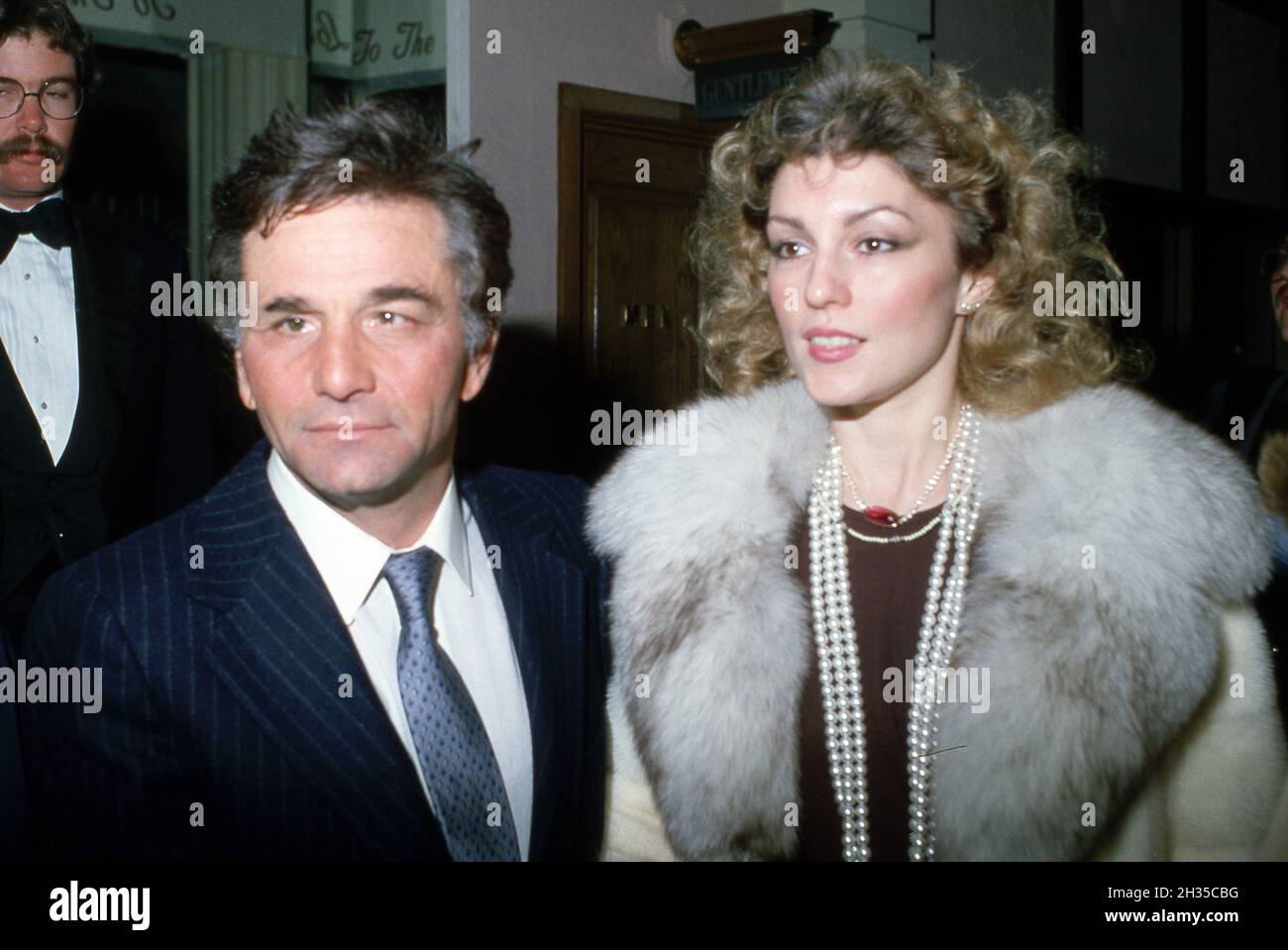 Peter Falk und Shera Danese um die 1980er Jahre Credit: Ralph Dominguez/MediaPunch Stockfoto