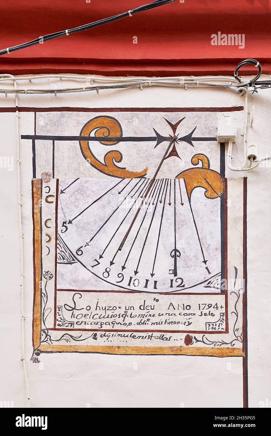 Sonnenuhr aus dem 18. Jahrhundert. Eremitage von San Miguel. Sagunto. Valencia. Comunitat Valenciana. Spanien. Stockfoto