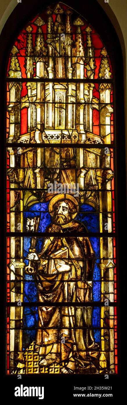 Glasmalerei der St. Peter's Cathedral, St. Pete, c. 1460, Musée d’Art et d’Histoire (Museum für Kunst und Geschichte), Genf, Schweiz Stockfoto
