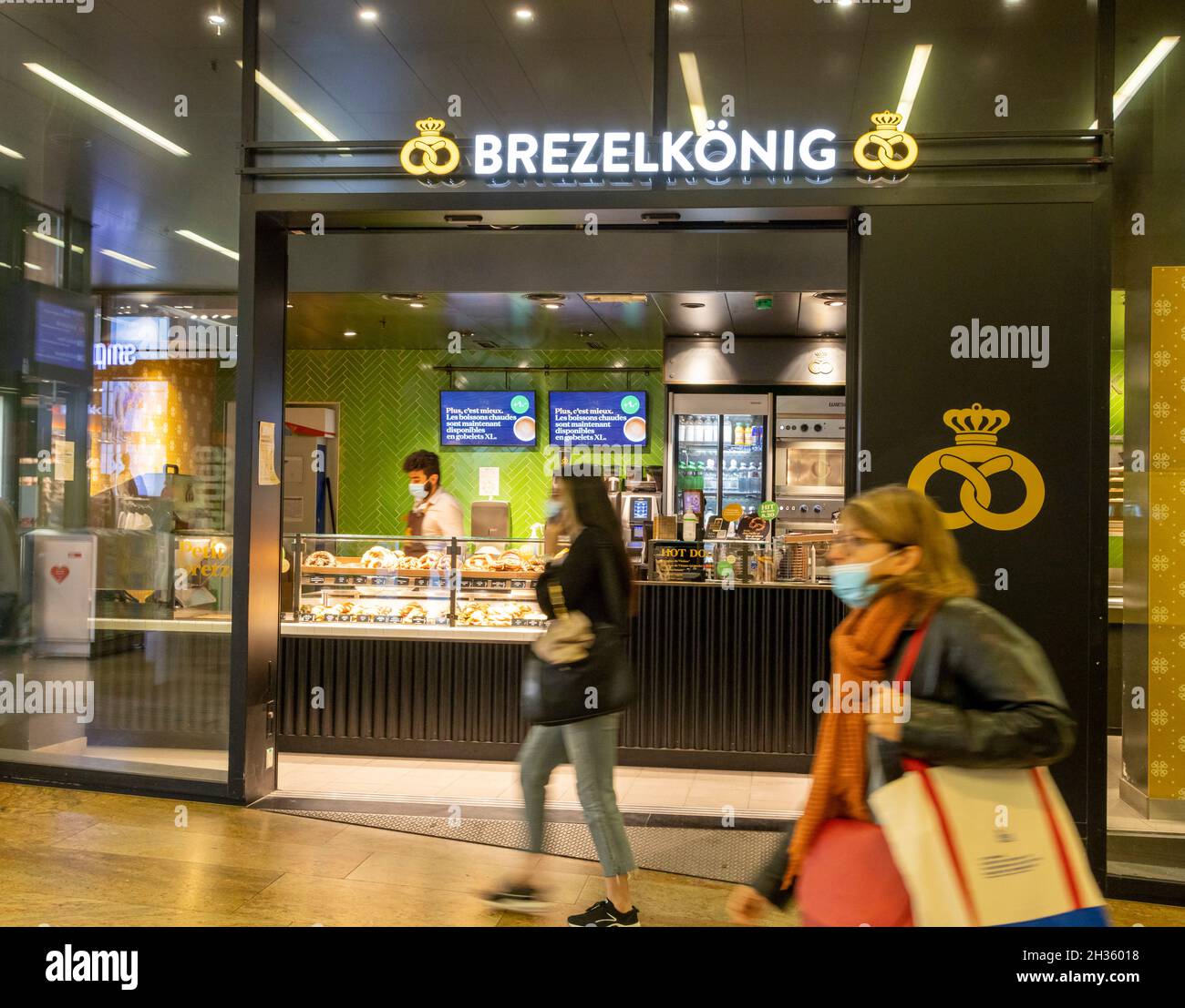 Brezelkönig Brezel- und Bäckereigeschäft, Bahnhof Genf-Cornavin, Genf, Schweiz Stockfoto