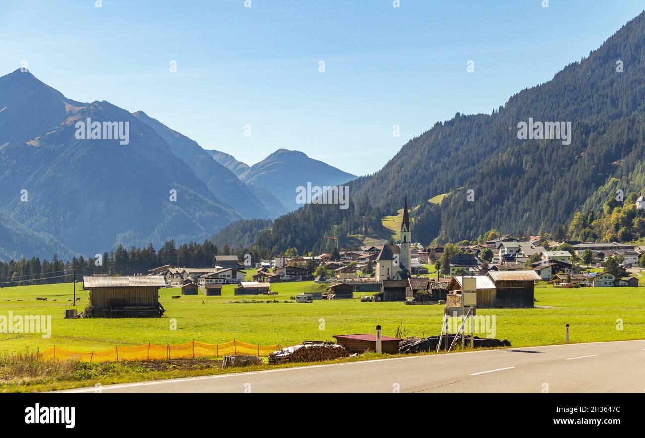 Dorf im Land Vorarlberg in Österreich Stockfoto