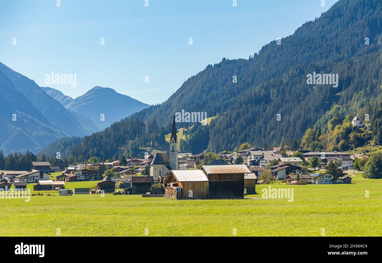 Dorf im Land Vorarlberg in Österreich Stockfoto