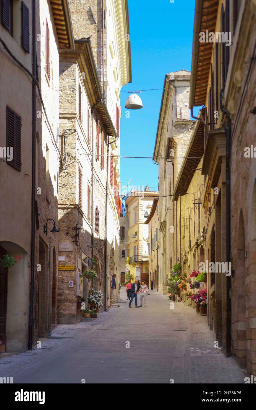 Via Giuseppe Garibaldi Street, Spello, Umbrien, Italien, Europa Stockfoto