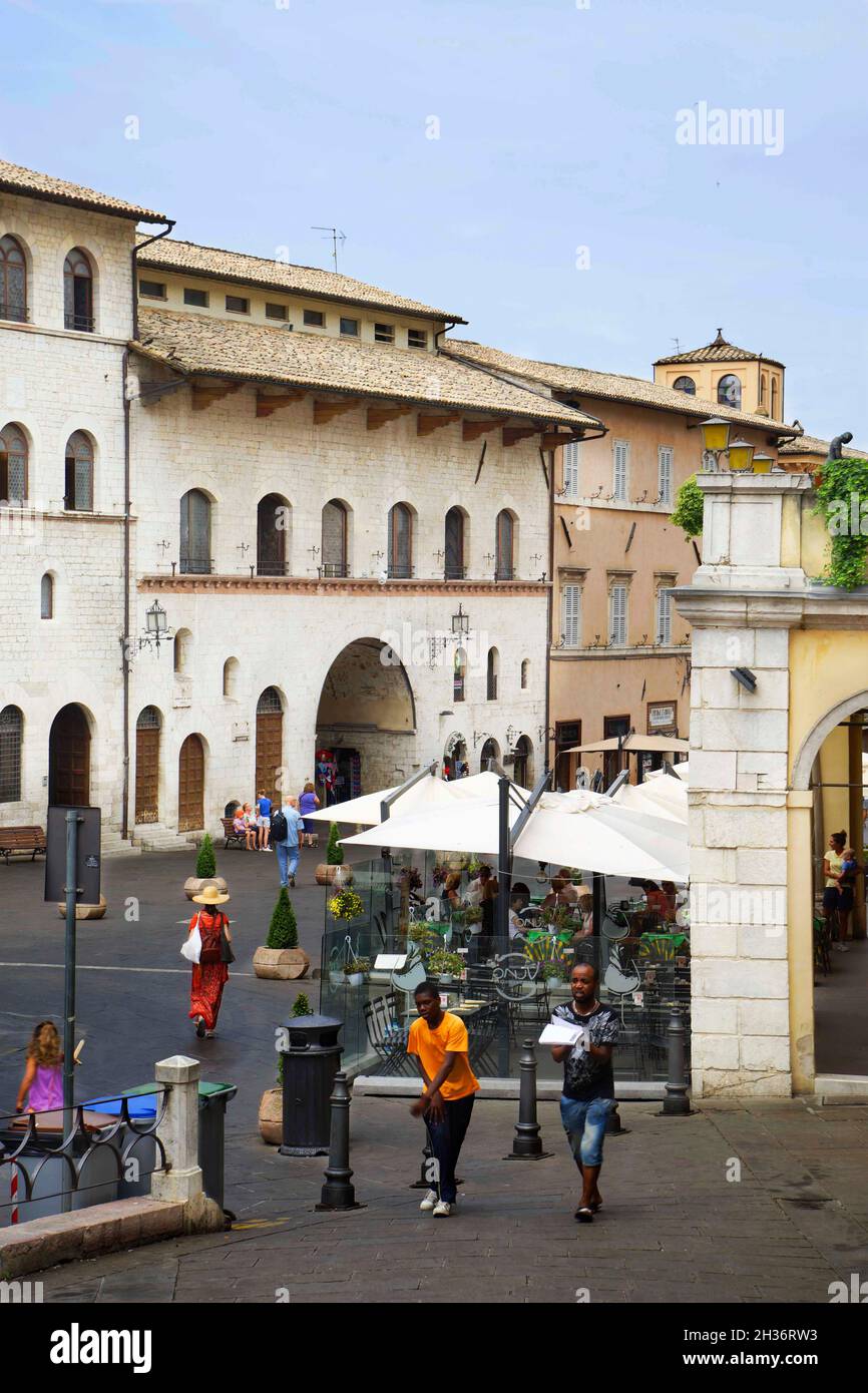 Altstadt, Piazza del Comune, Palazzo dri Priori Palast, Assisi, Umbrien, Italien, Europa Stockfoto