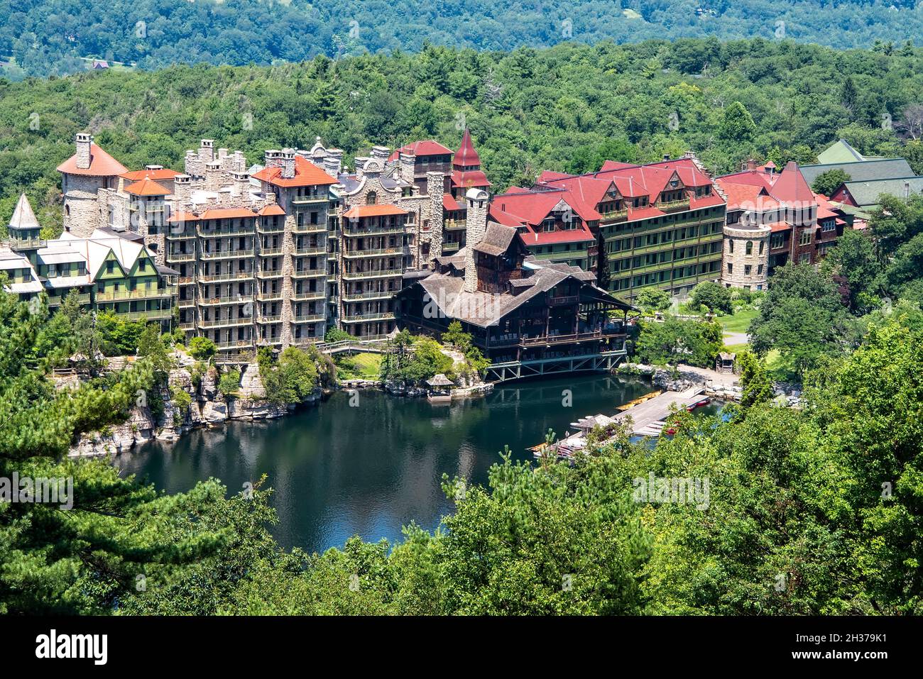 Mohonk Mountain House im Upstate New York, eingebettet in den Shawangunk Ridge der Catskill Mountains. Stockfoto