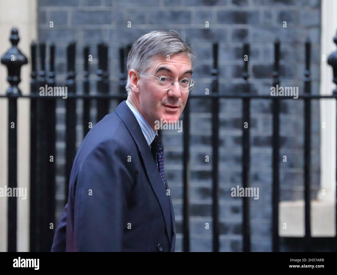 Der Vorsitzende des Unterhauses, Jacob Rees-Mogg, kommt zu einem Treffen in der Downing Street, Westminster, London, Großbritannien Stockfoto