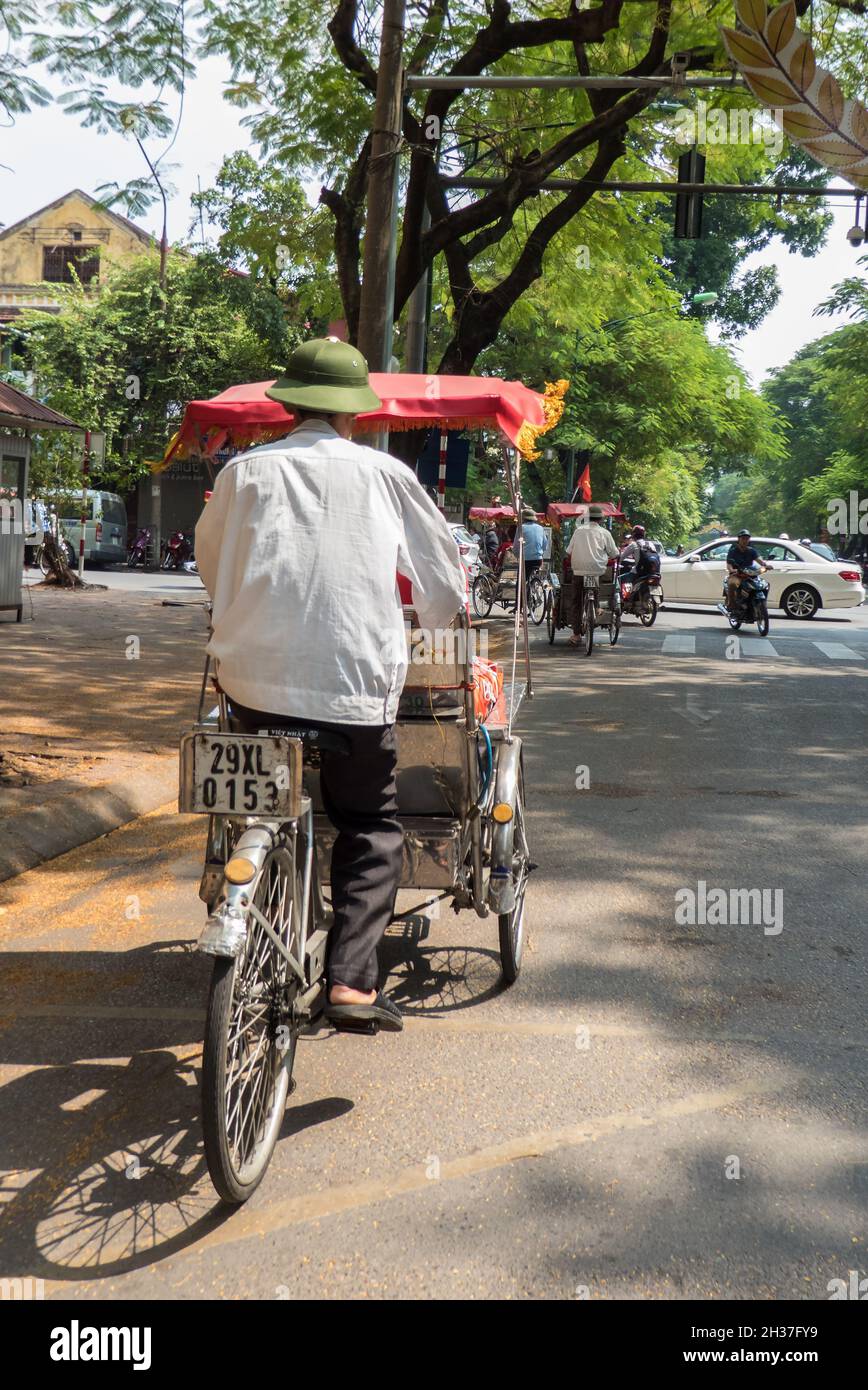 „Cyclo“ auf Lý Thuong Kiet, Hoan Kiem, Hanoi, Vietnam Stockfoto