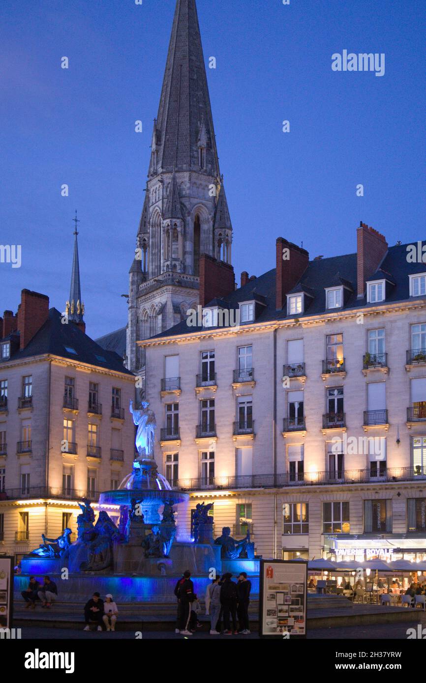 Frankreich, Bretagne, Nantes, Place Royale, Kirche Saint Nicolas, Brunnen, Stockfoto