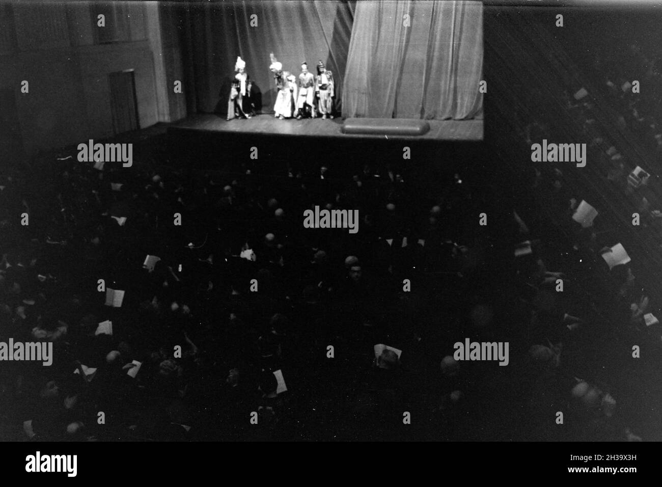 Aufführung Im Opernhaus in Rom; Italienischen 1940er Jahre. Leistung an der Oper in Rom; Italien der 1940er Jahre. Stockfoto