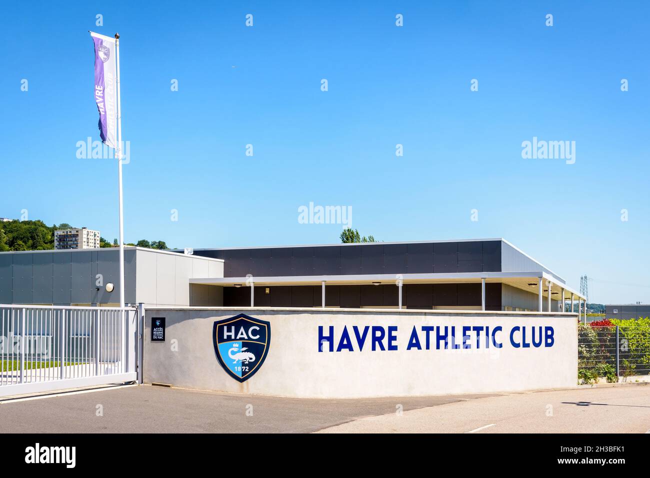 Gesamtansicht des Trainingszentrums des Fußballclubs Le Havre Athletic Club (HAC) in der Nähe des Stade Océane in Le Havre, Frankreich. Stockfoto