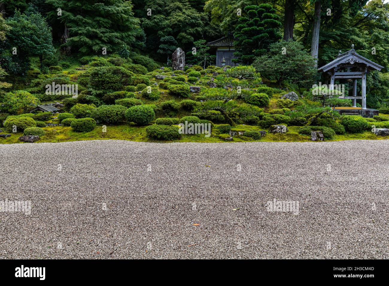 Mantokuji Garden - der künstliche Hügel dieses Gartens, der sich vor dem reetgedeckten Shoin ausbreitet, ist in Form eines so genannten ' Stockfoto