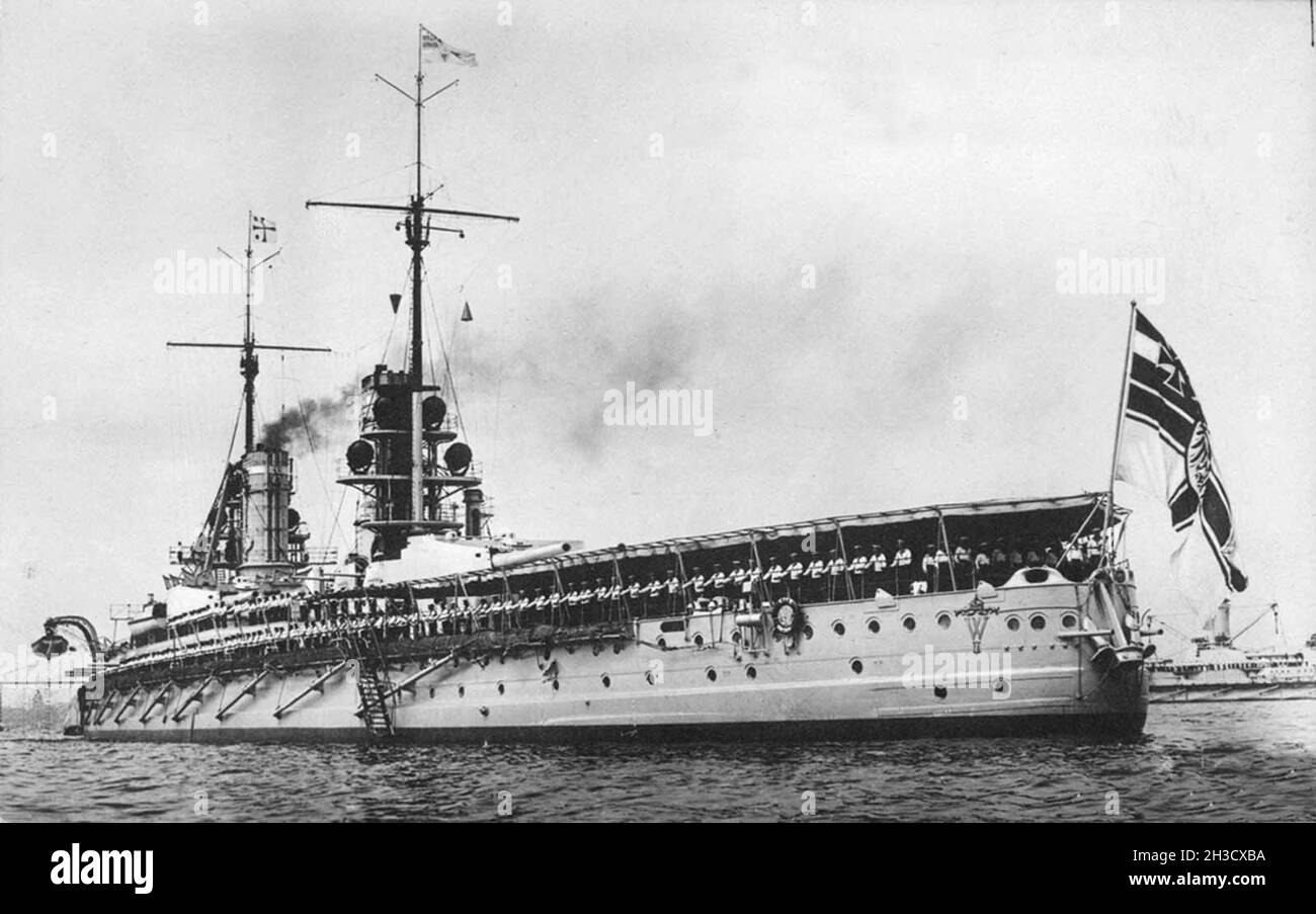 Das deutsche Schlachtschiff SMS Kaiser in Kiel, Deutschland, um 1911. Stockfoto