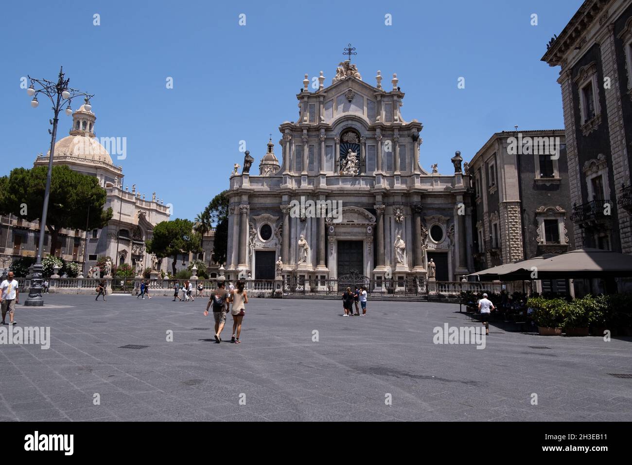 Catania, Sizilien - 14. Juli 2021: kathedrale von Saint Agata- die Patronin der Insel Stockfoto