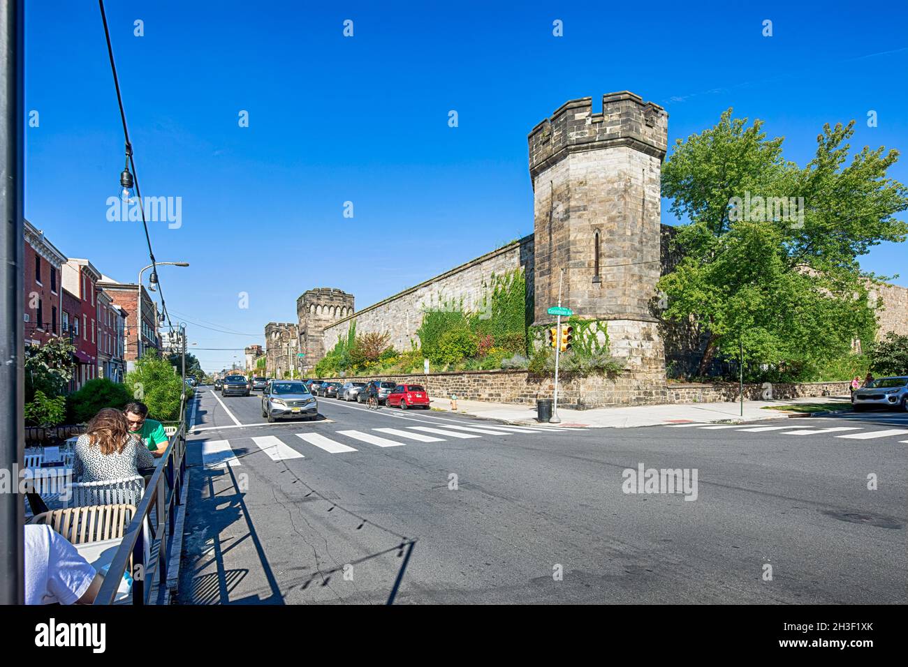 2027 Fairmount Avenue, Eastern State Penitentiary. Das Wahrzeichen von Philadelphia, das heute eine „erhaltene Ruine“ und ein Museum ist, galt einst als Mustergefängnis. Stockfoto