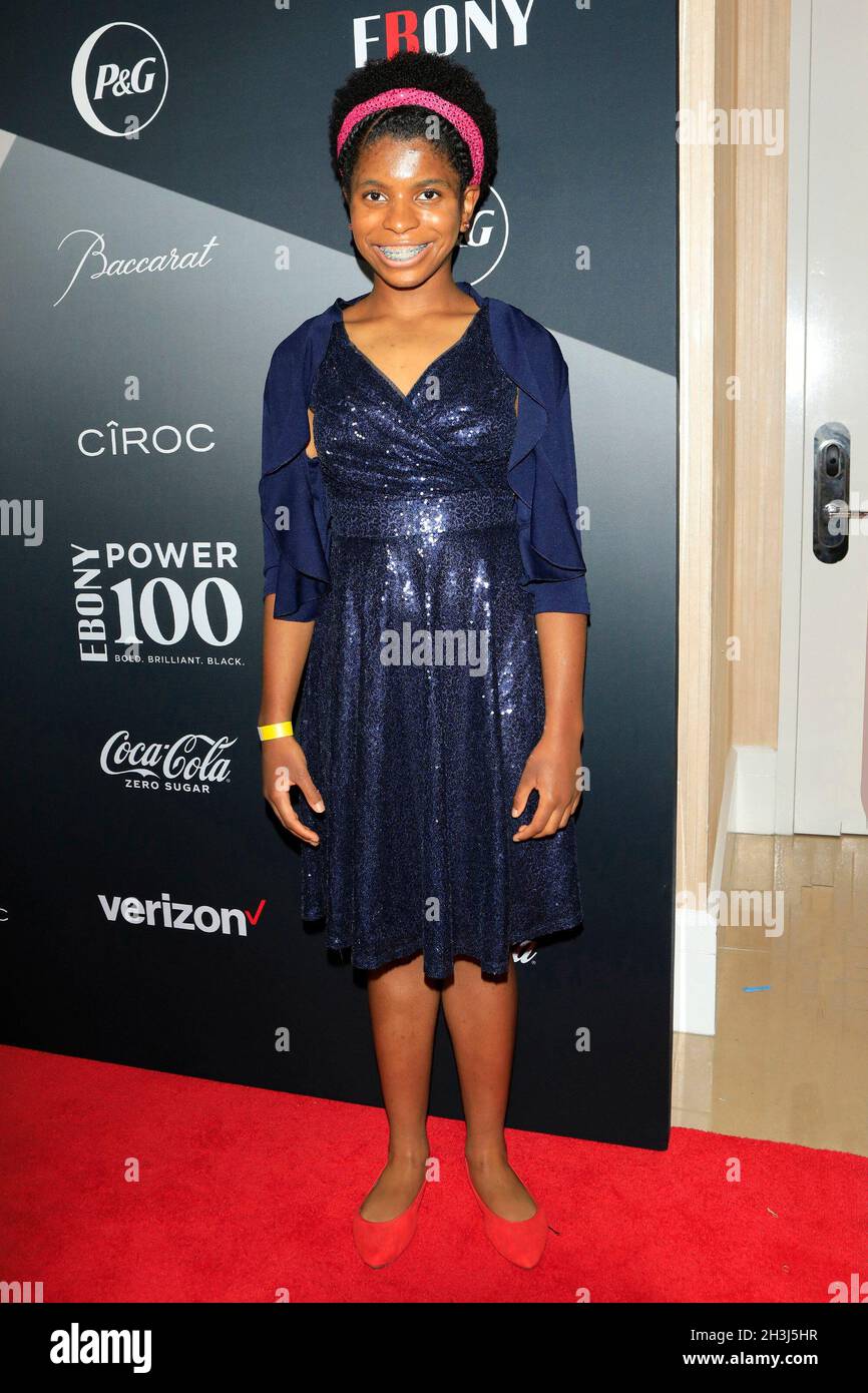 Los Angeles, Kalifornien. Oktober 2021. Zaila Avant-Garde bei der Ankunft zur VERLEIHUNG DER EBONY Power 100 Awards im Beverly Hilton Hotel, Los Angeles, CA, 23. Oktober 2021. Kredit: Priscilla Grant/Everett Collection/Alamy Live Nachrichten Stockfoto