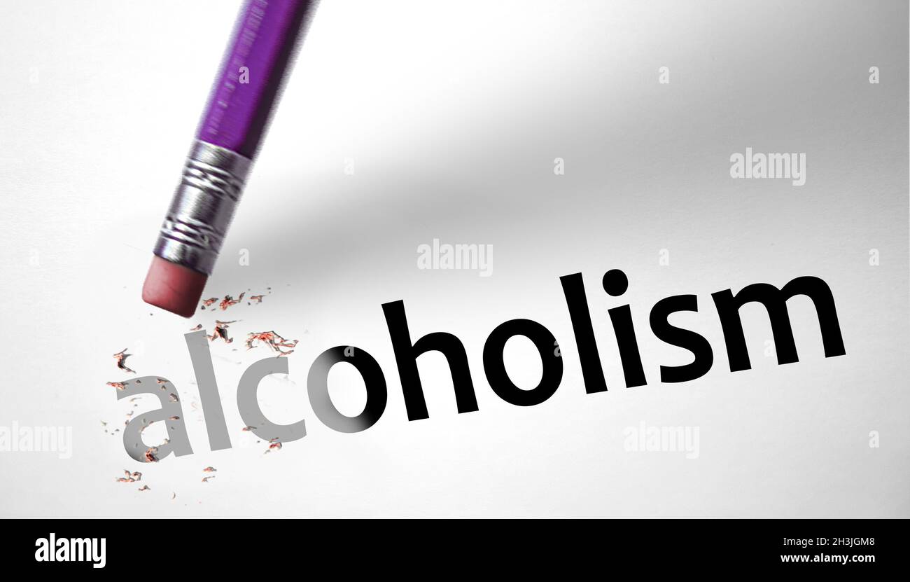 Radiergummi löschen das Wort Alkoholismus Stockfoto