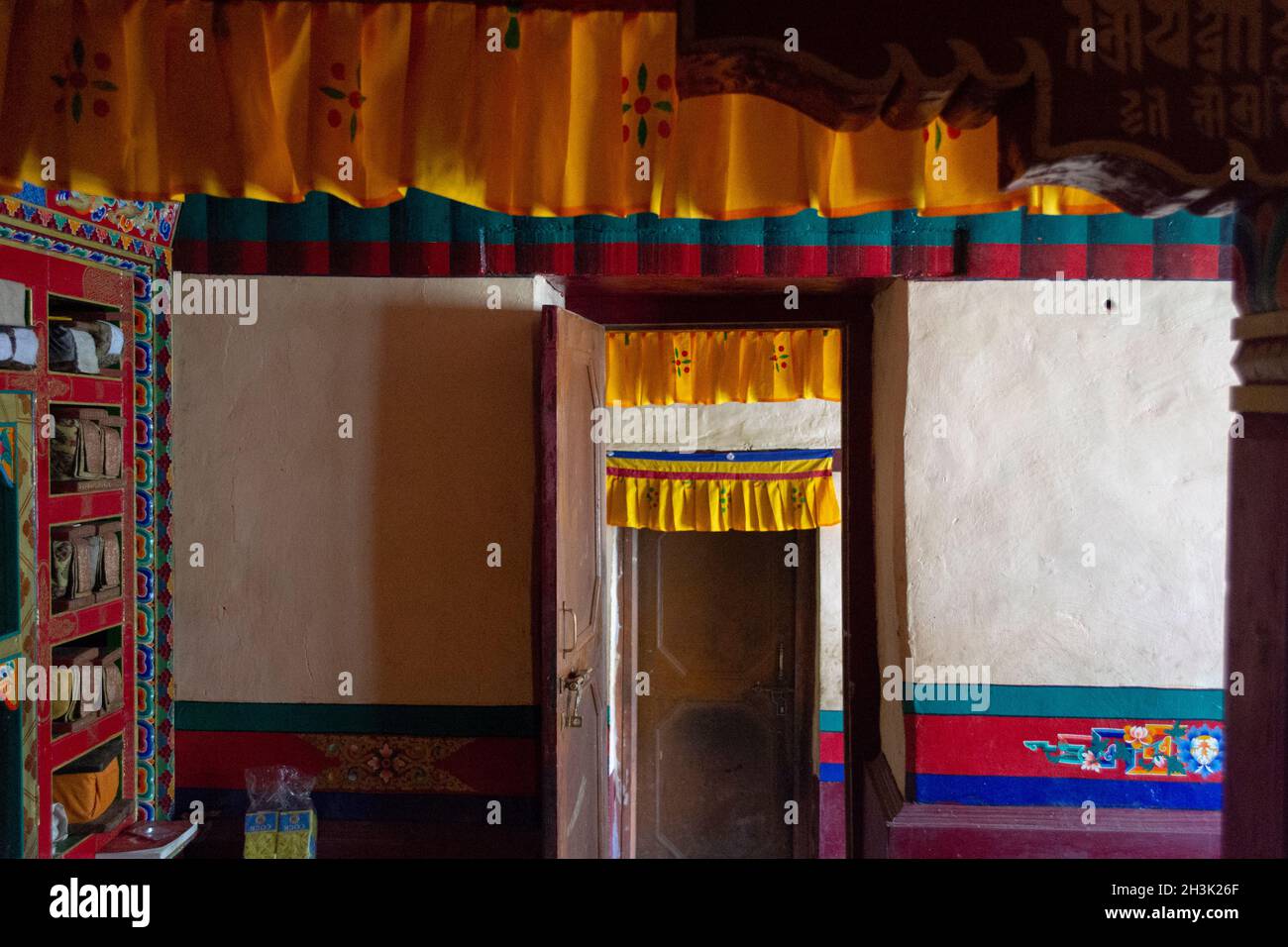Zanskar, Indien. Das Innere des tibetisch-buddhistischen Klosters Stockfoto