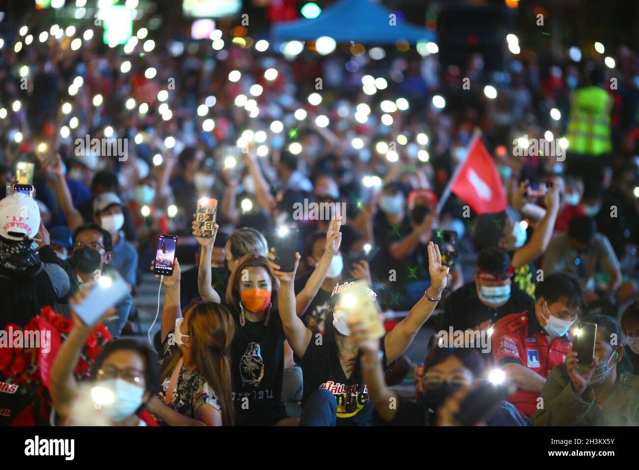 Bangkok, Thailand. September 2021. Ein Protest an der Kreuzung von Asoke, Nattawut Saikua und Sombat Bunngamanong mit dem Titel „Vorwärtsgehen bei der Jagd auf Prayut“, um Premierminister General Prayut Chan-o-cha zu vertreiben. (Foto von Kan Sangtong/Pacific Press) Quelle: Pacific Press Media Production Corp./Alamy Live News Stockfoto