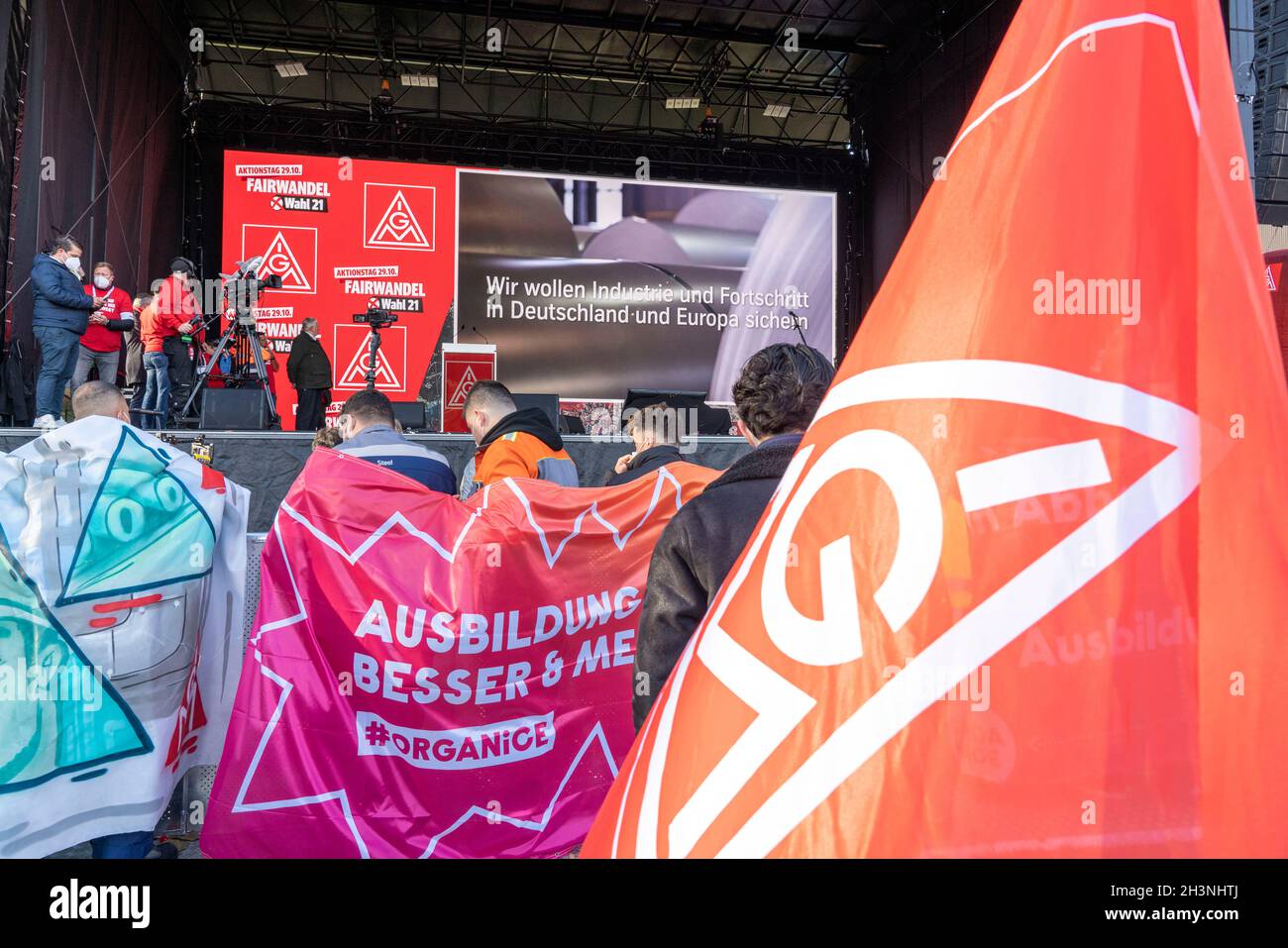 Stahl-Aktionstag der IG Metall, an 50 Standorten in ganz Deutschland, für FairWandel, die Umstellung der Stahlindustrie auf CO2-neutrale Industrie, mit jo Stockfoto